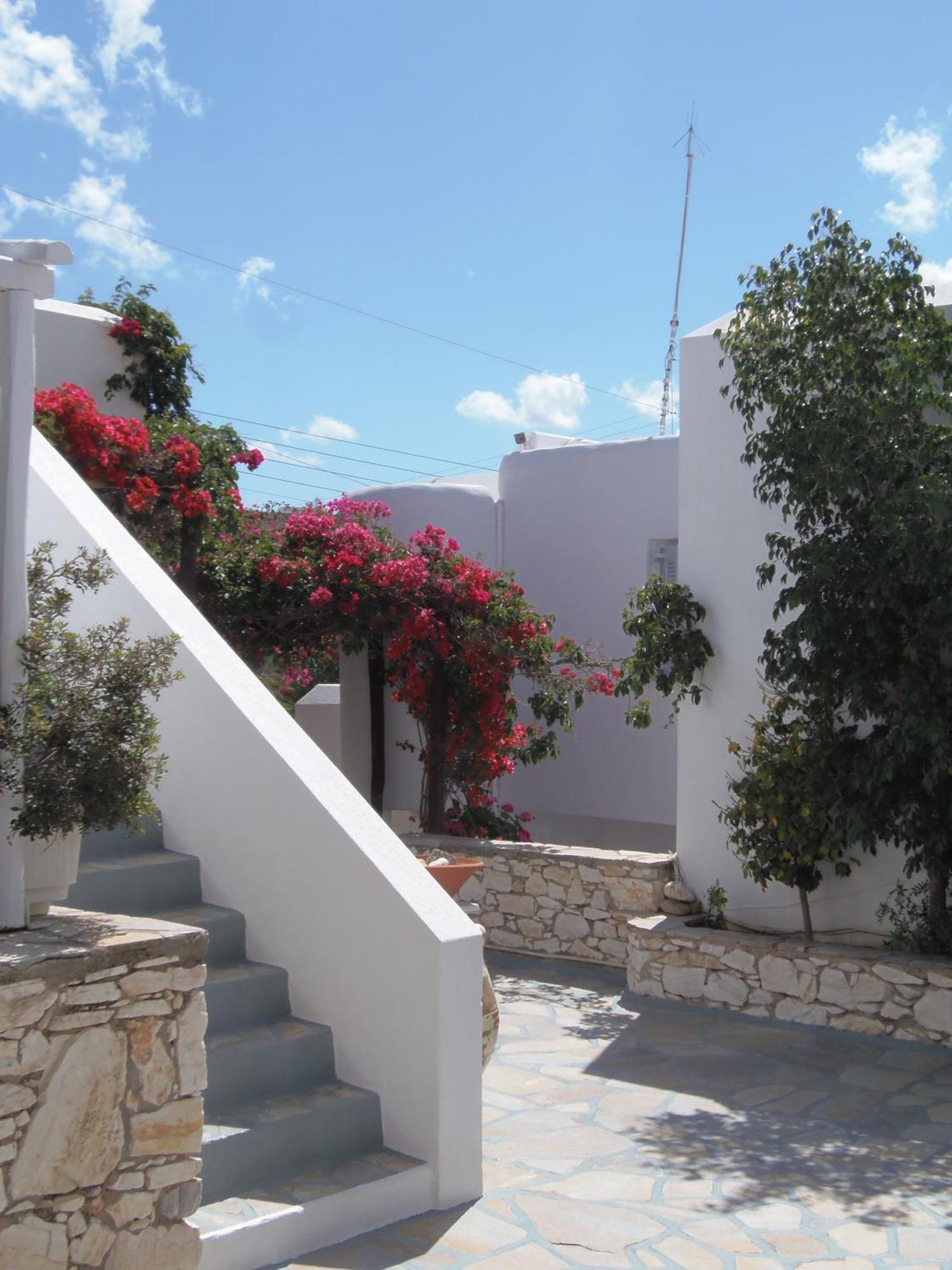 Hotel Manos Náousa Exterior photo