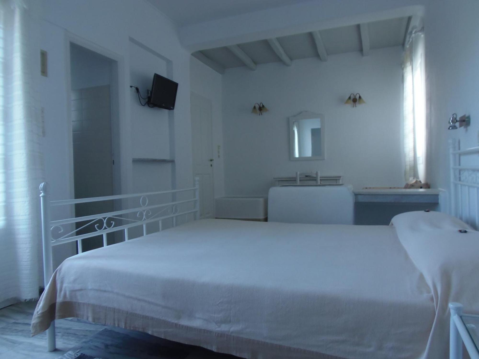 Hotel Manos Náousa Room photo